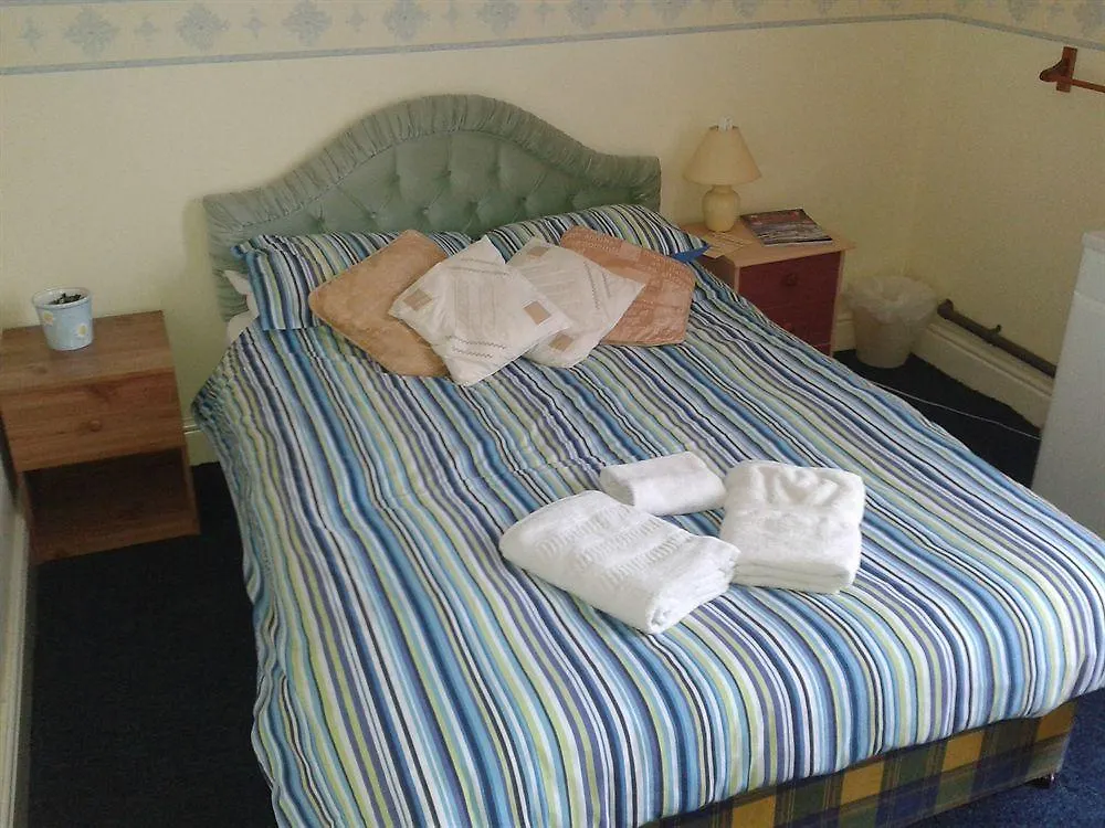 *** Bed and breakfast The Trentham Hotel Blackpool Reino Unido